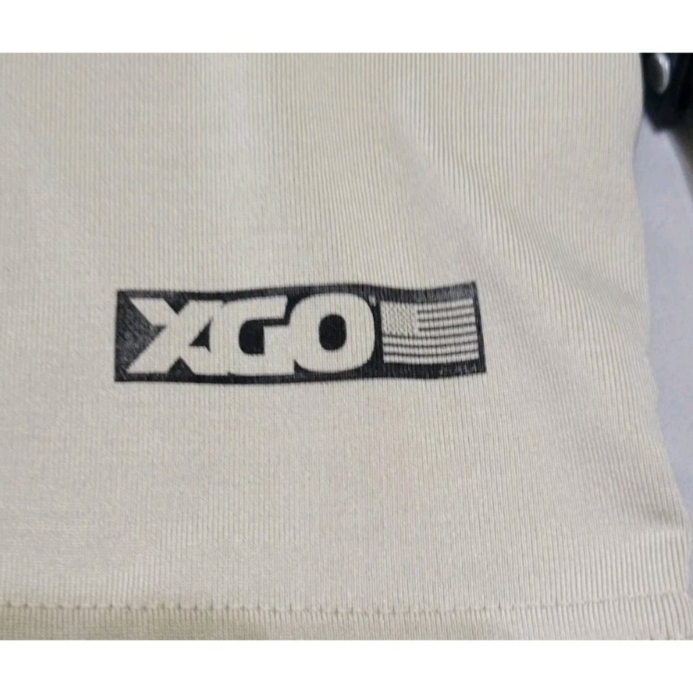 XGO Shirt Mens Large Beige Crew Neck Acclimate Dry Base Layer Made USA 1446 - Picture 3 of 8